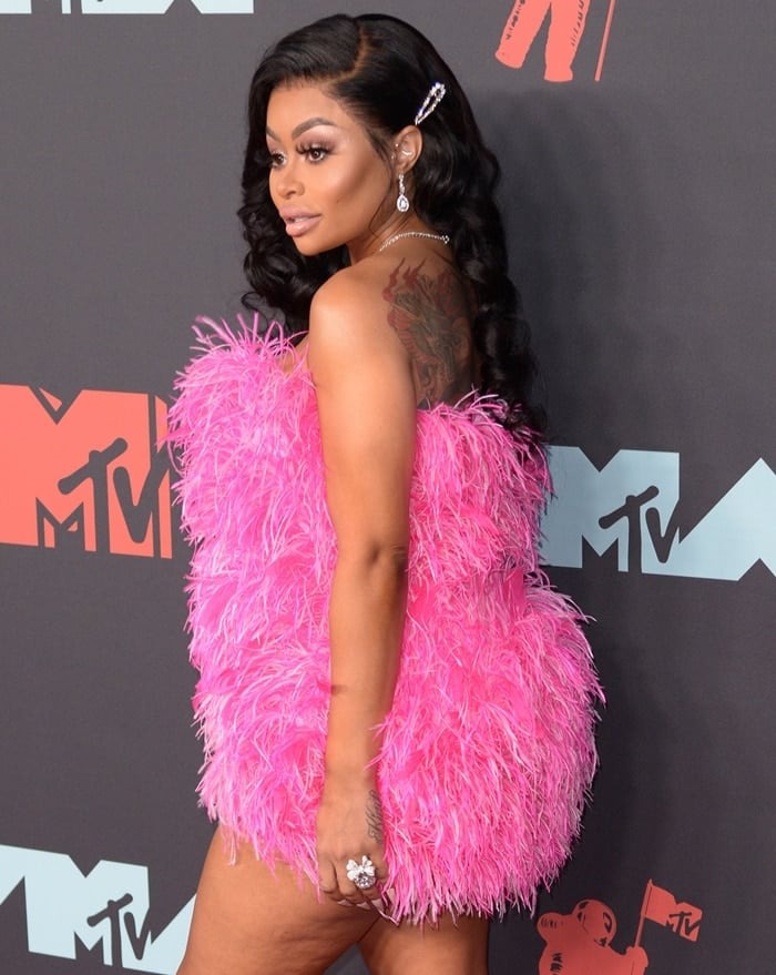 Blac Chyna’s feathery pink VMAs dress was the exact same one Kylie ...