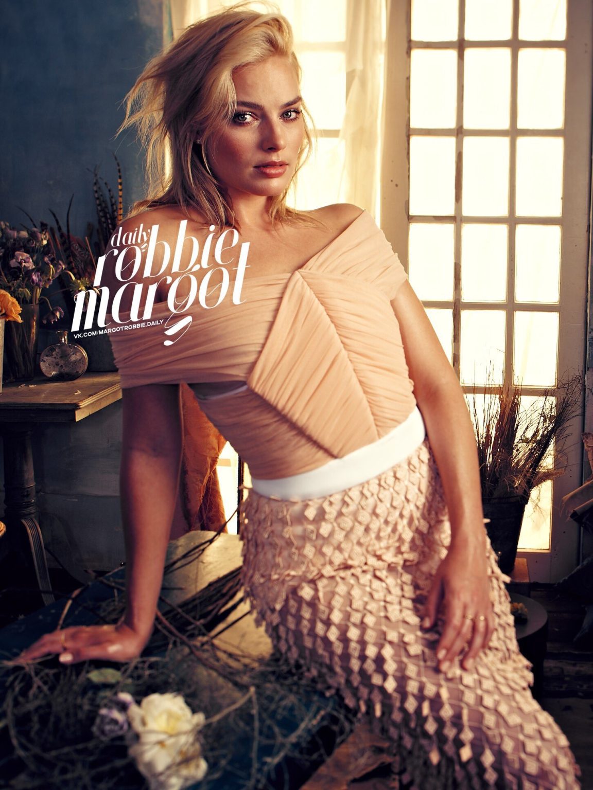 Margot Robbie Makes It Hard To Focus With Very Sexy Vogue Australia Shoot
